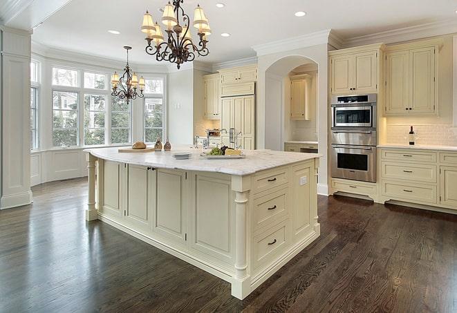 wide-plank laminate floors in rustic farmhouse in Hermitage